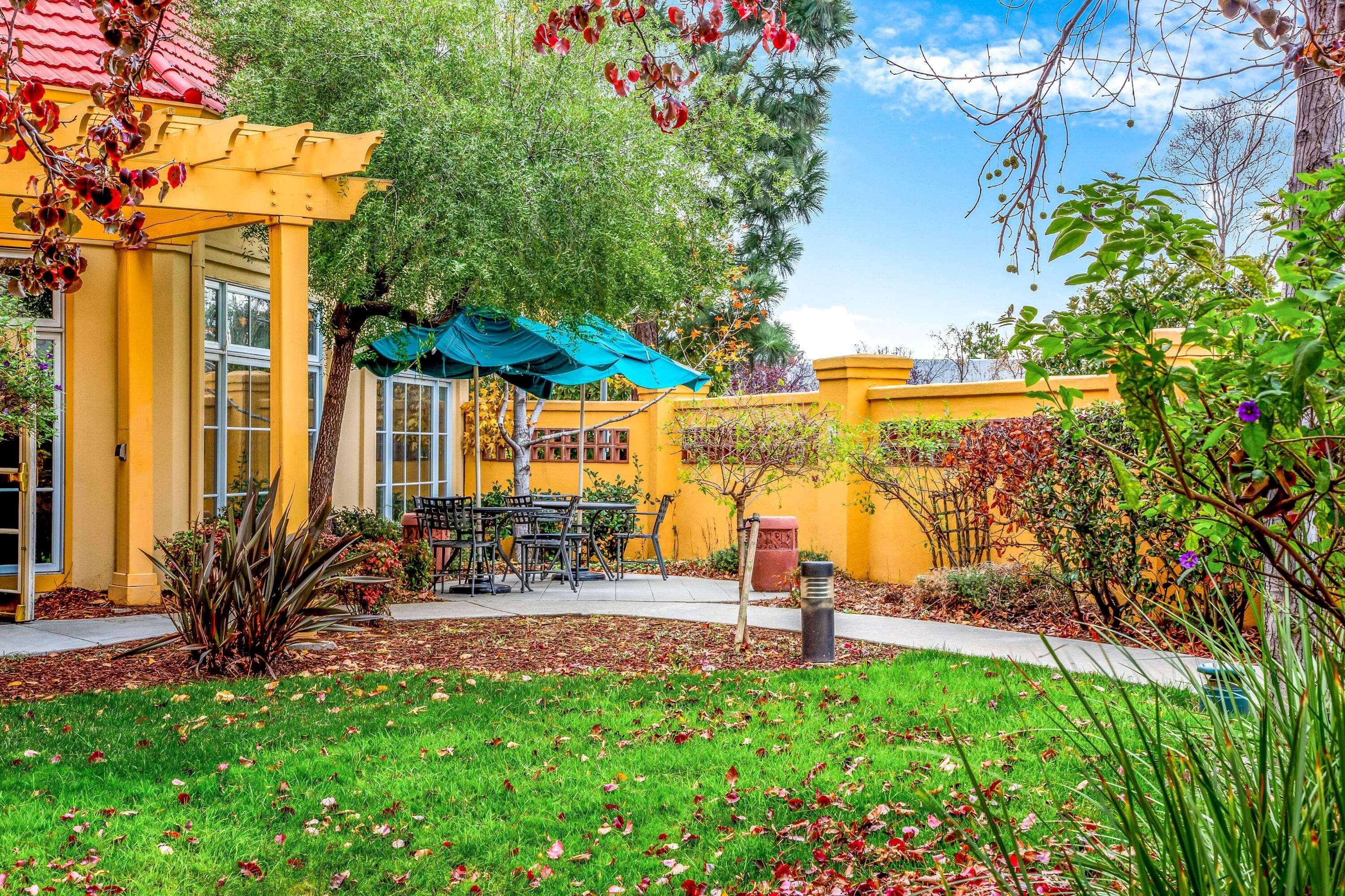 La Quinta By Wyndham / Silicon Valley Hotel